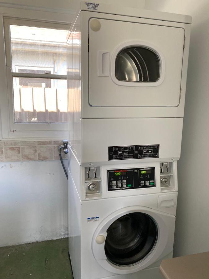 Tumut Apartments Luaran gambar